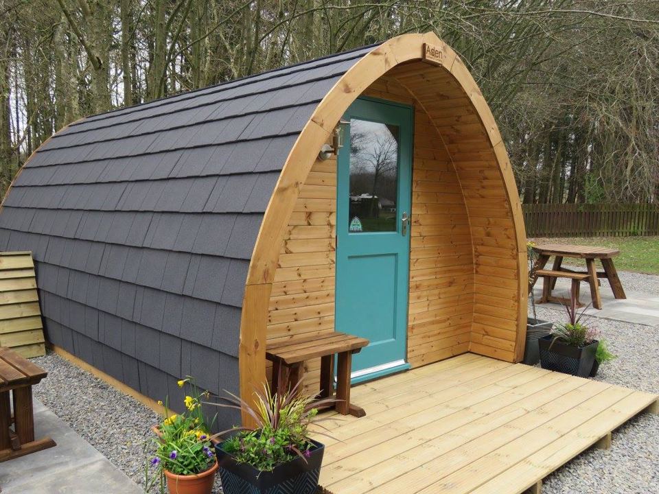 Pod with decking and picnic table