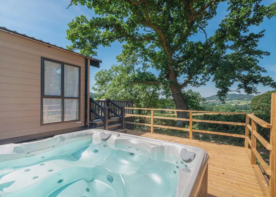 Hot tub on lodge decking