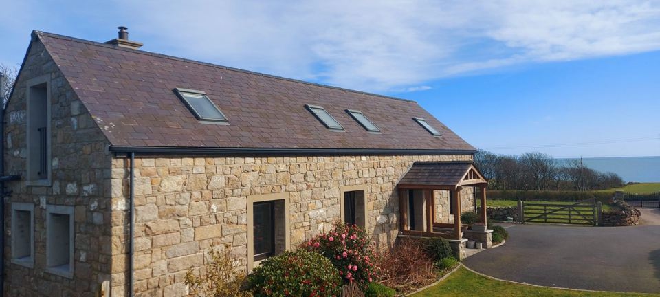 Barn cottage and sea view
