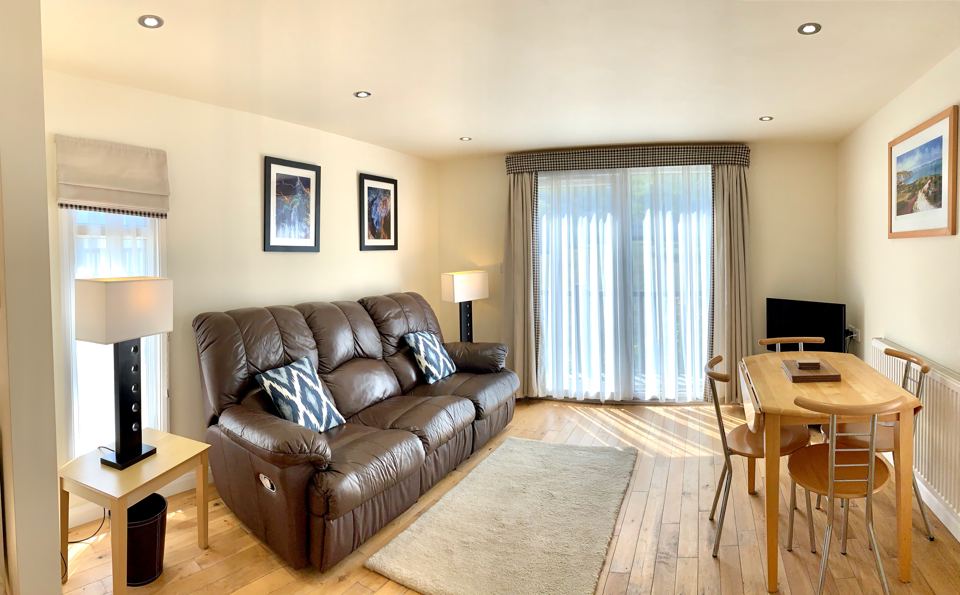 Lodge lounge and dining area