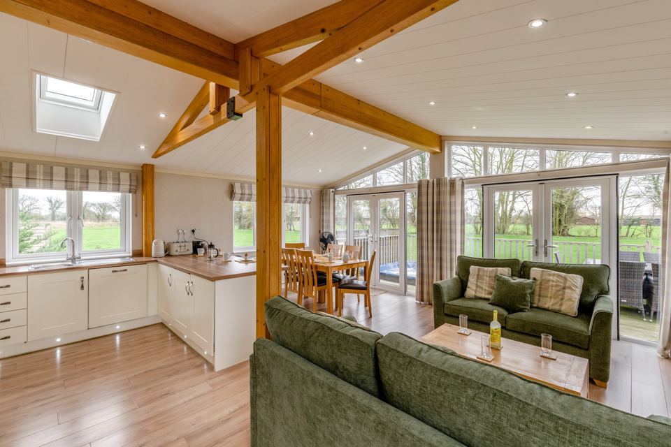 Open-plan kitchen and lounge