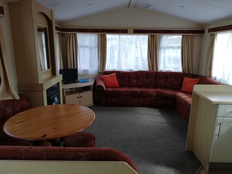 Lounge and dining area