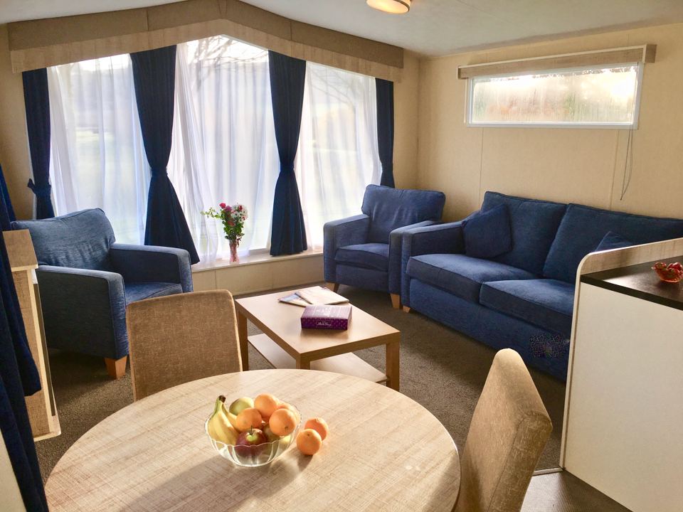 Lounge and dining table
