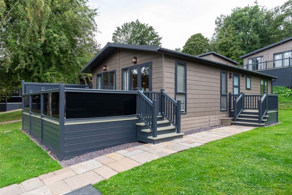 Lodge with decking