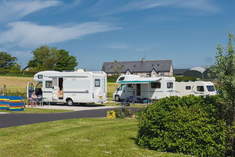 Motorhomes on pitches