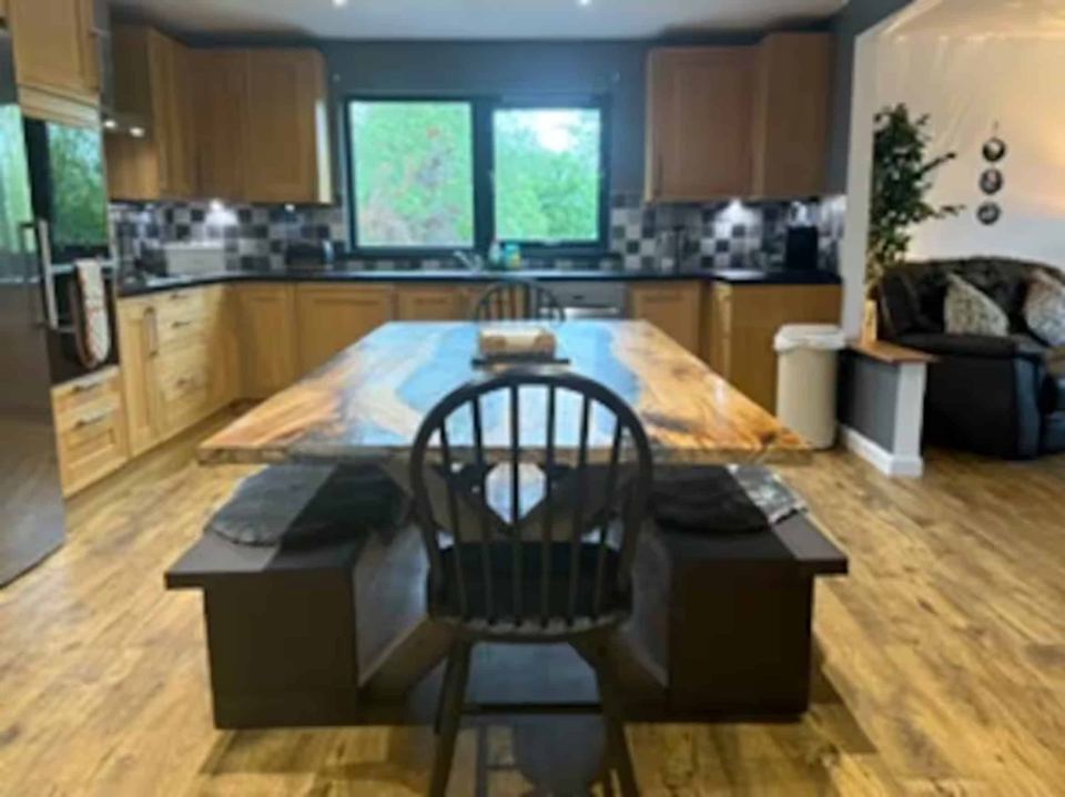 Lodge kitchen with big table