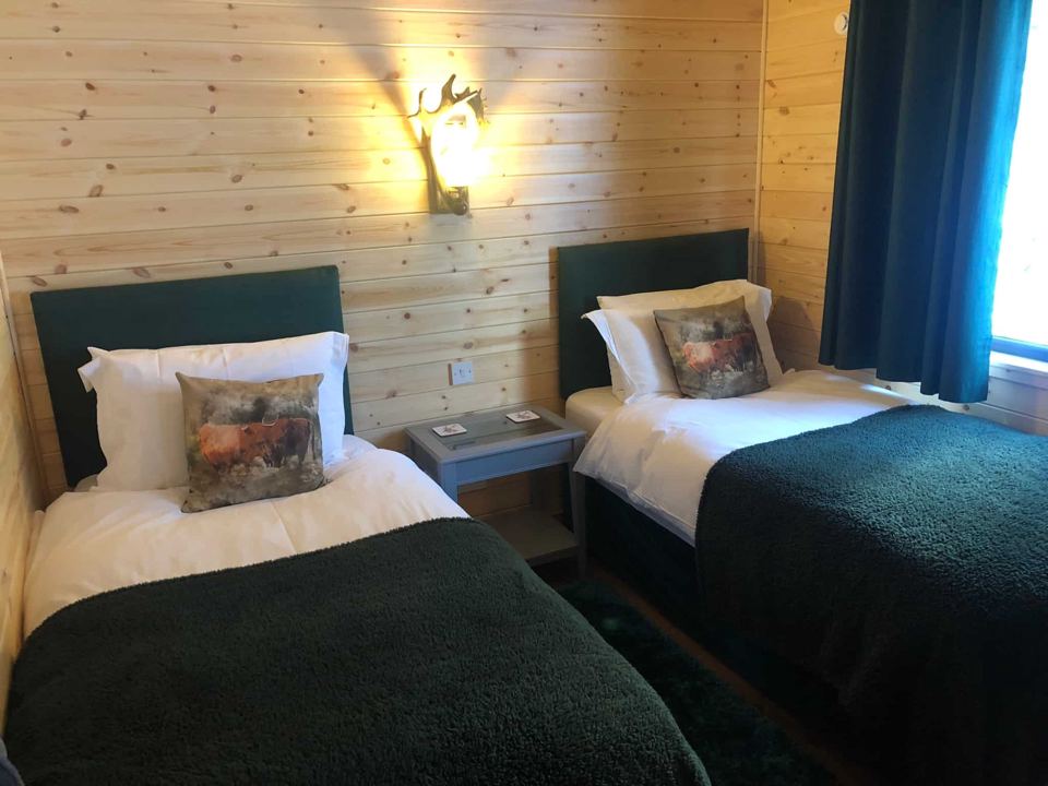 Twin bedroom