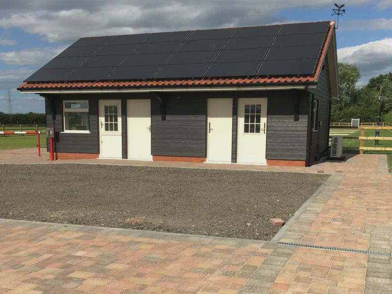 Solar-roofed amenity building