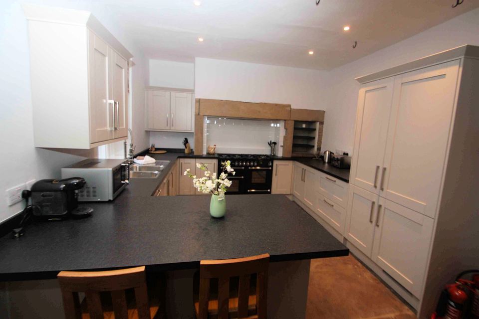 Kitchen with dining island