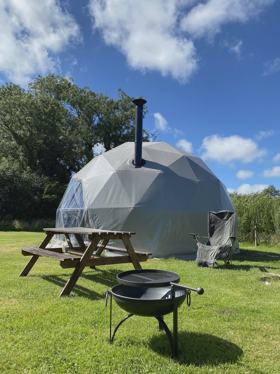 Dome with fire pit and picnic bench