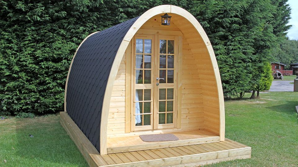 Arched glamping pod