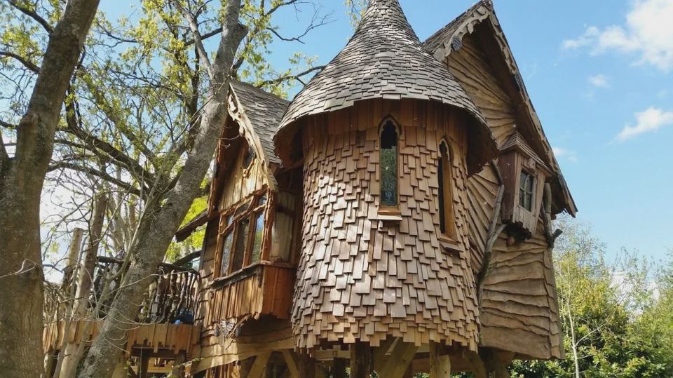 Treehouse tower