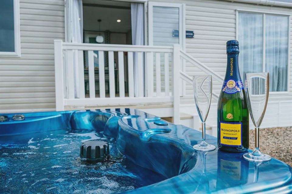 Hot tub outside a caravan