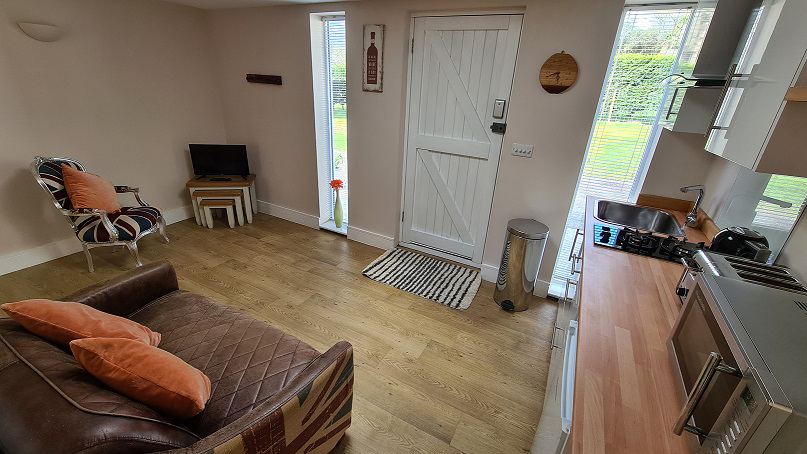 Lodge living area and kitchen