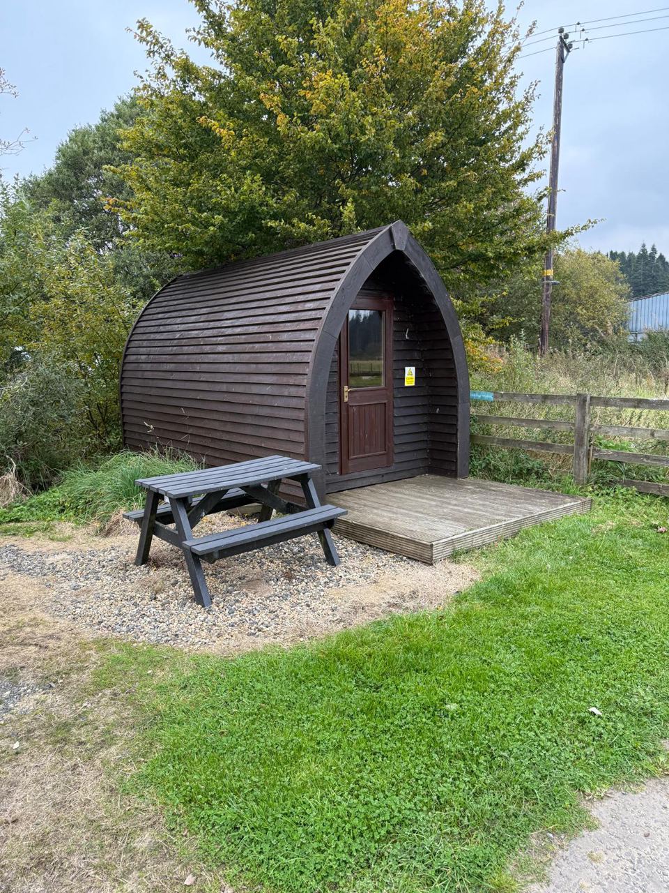 Pod with picnic table