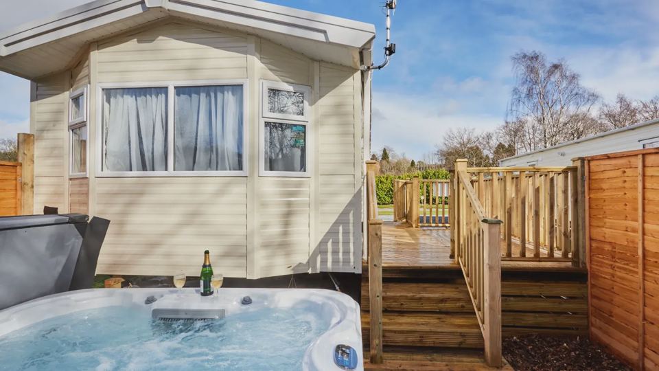 Caravan with private hot tub