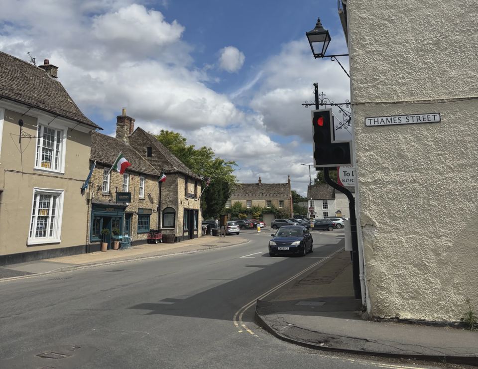 Thames Street, Lechlade