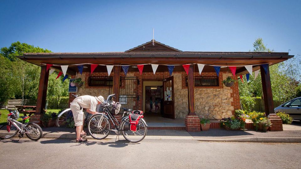 Reception and shop