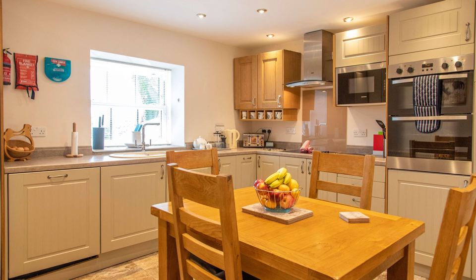 Cottage kitchen