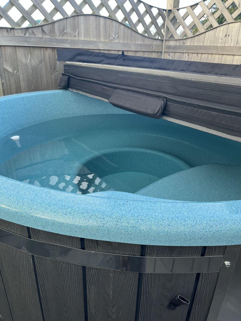 Wood-fired hot tub