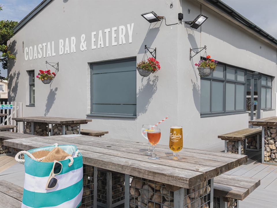 Coastal Bar and Eatery exterior