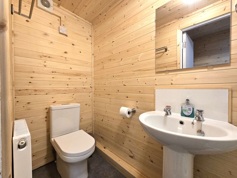 Lodge bathroom