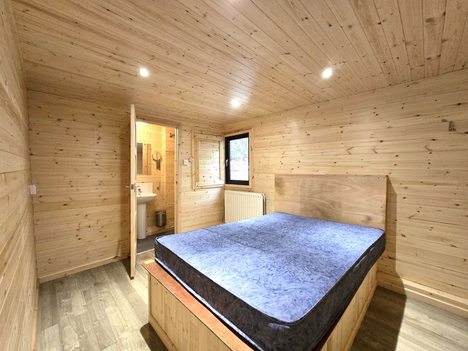 Lodge double bedroom