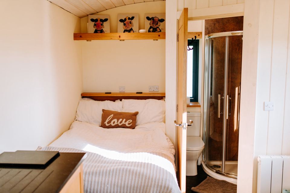 Lodge bedroom and shower