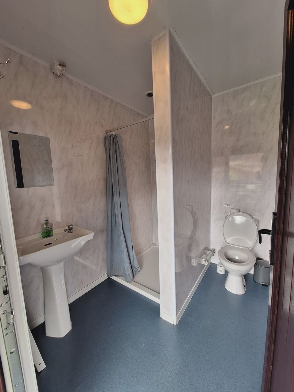 Shower and toilet cubicle