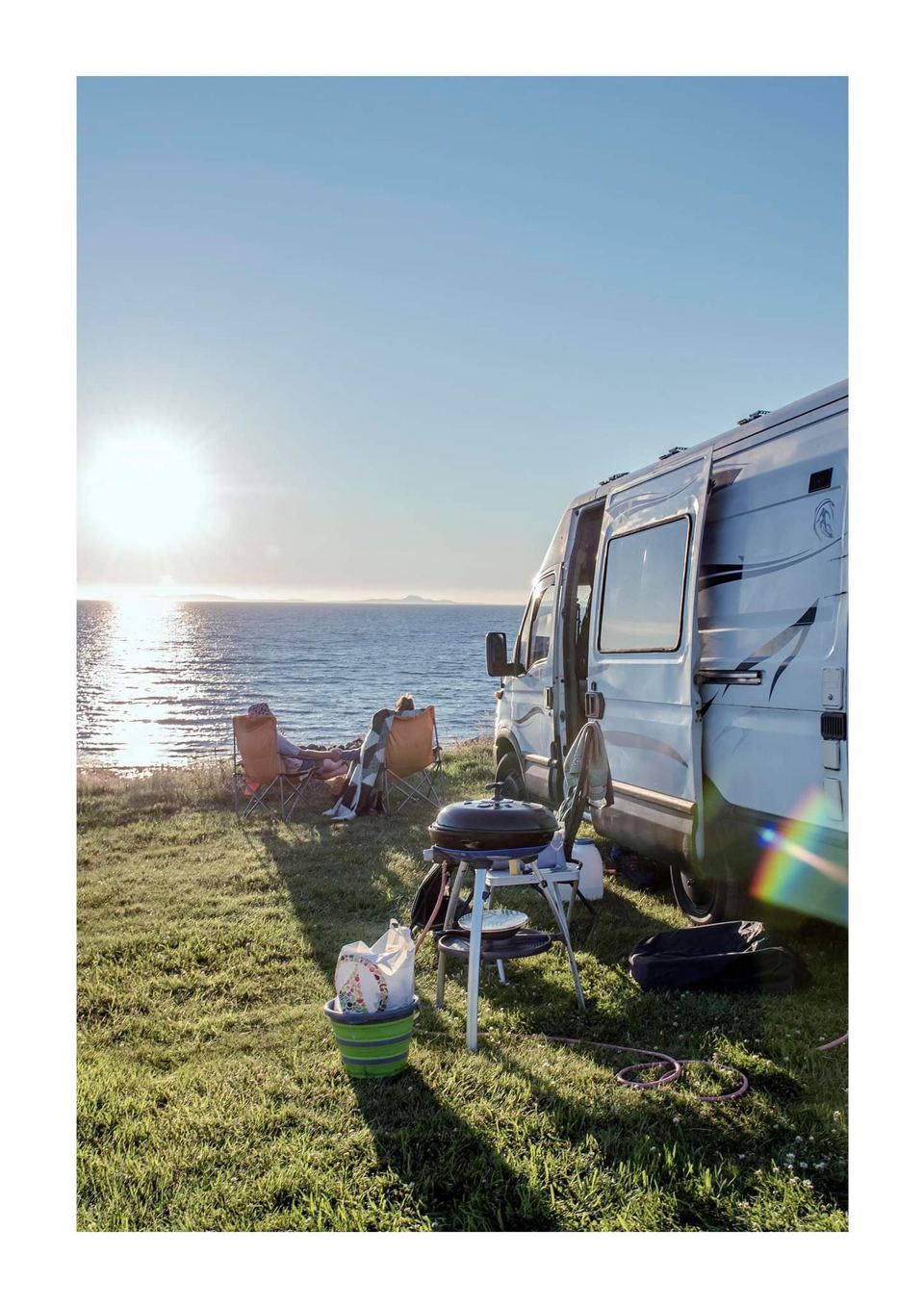 Motorhome facing the sea