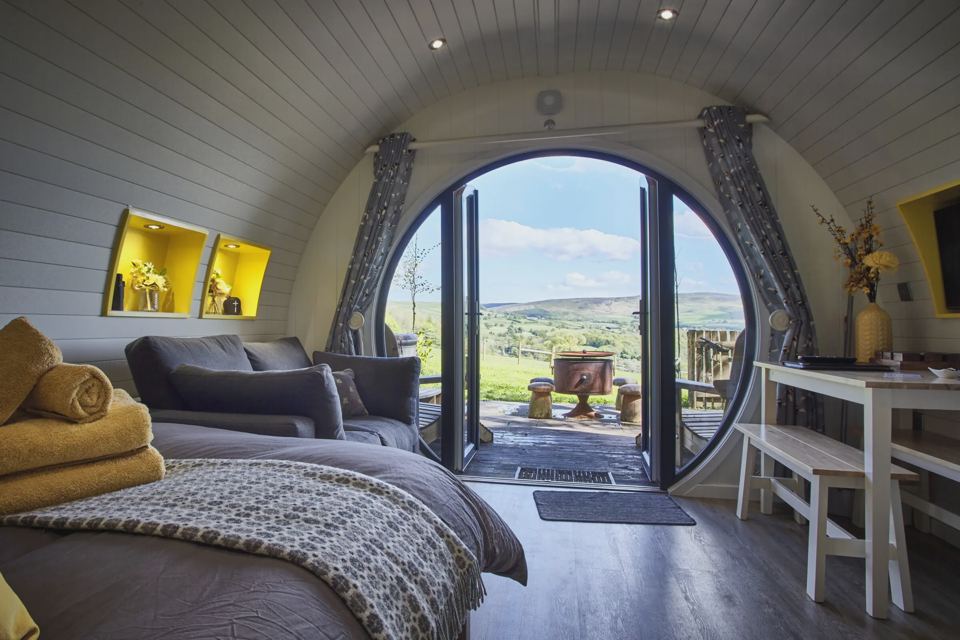 Pod bed facing the view