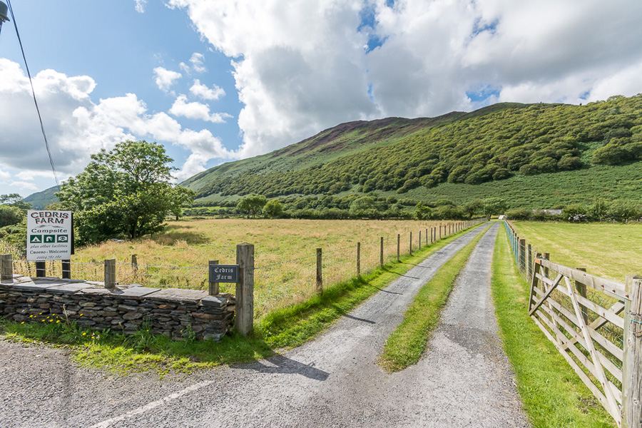 Farm track to the campsite