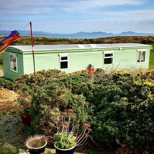 Static caravan with sea view
