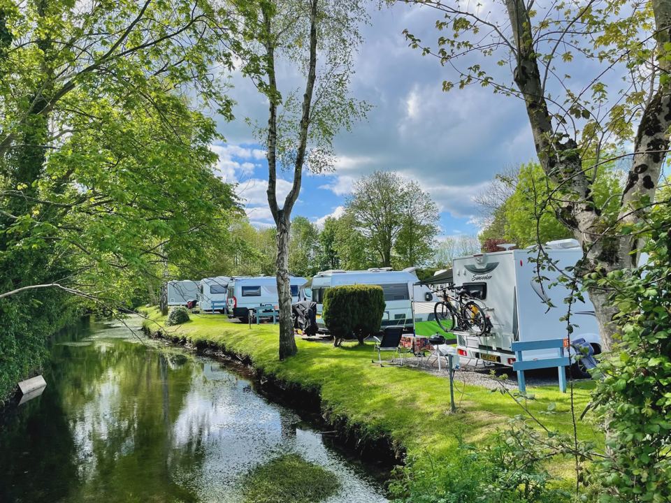 Caravans along the stream