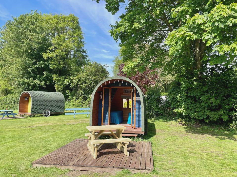Pod with picnic table