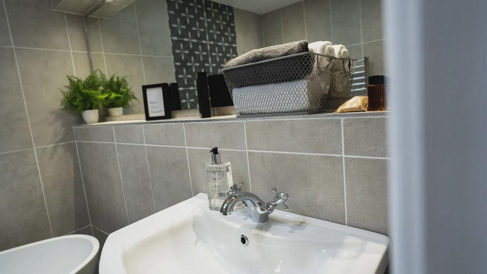 Lodge bathroom