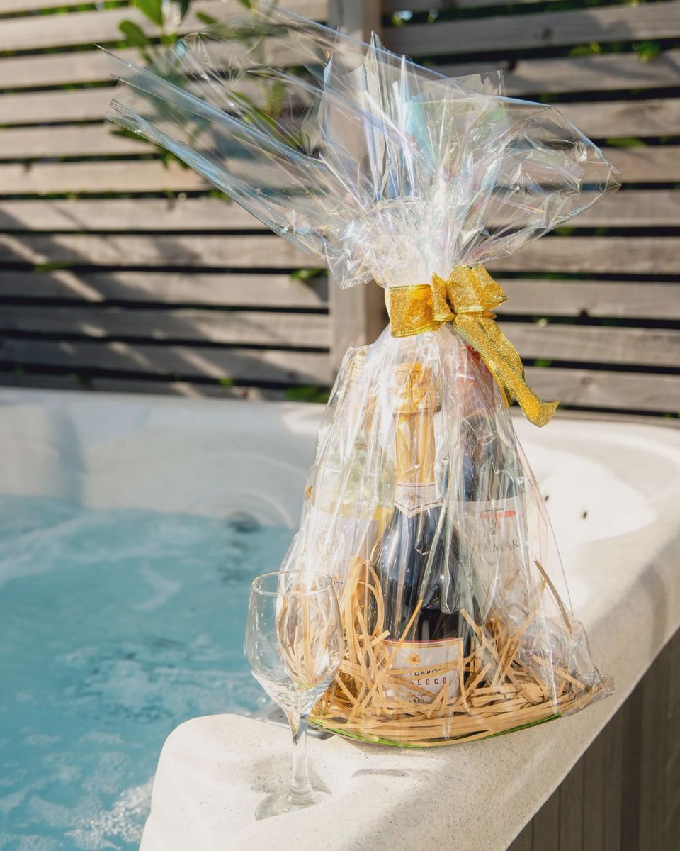 Hot tub with a welcome hamper