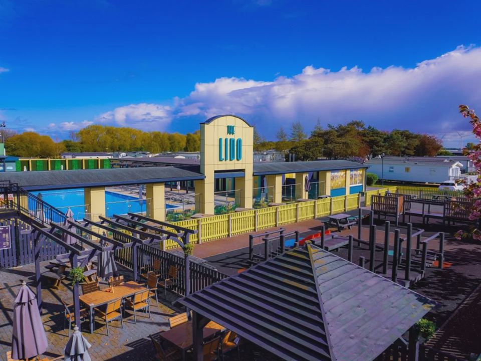 Pool deck and terrace
