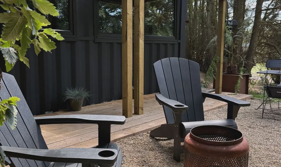 Bolt Hole porch and fire pit