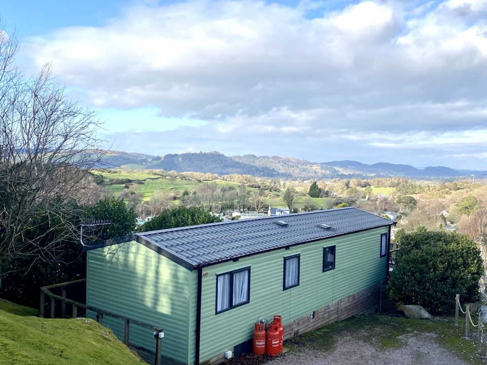 Holiday home above the valley