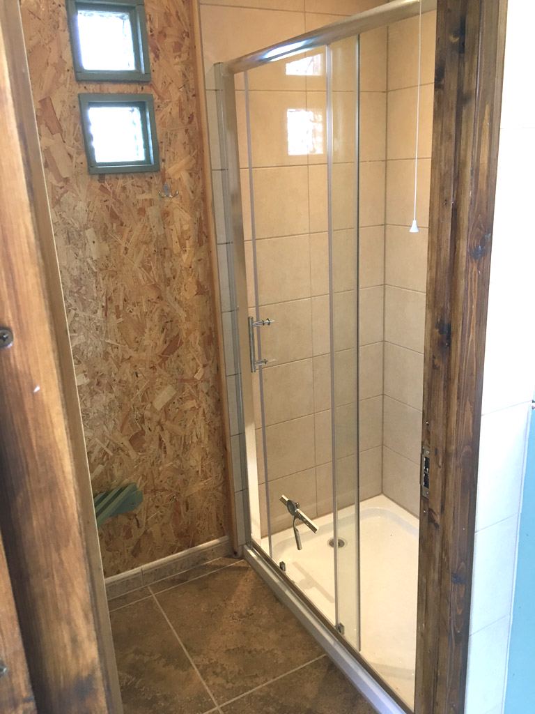 Shower cubicle
