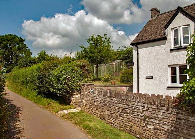Efail cottage from the lane