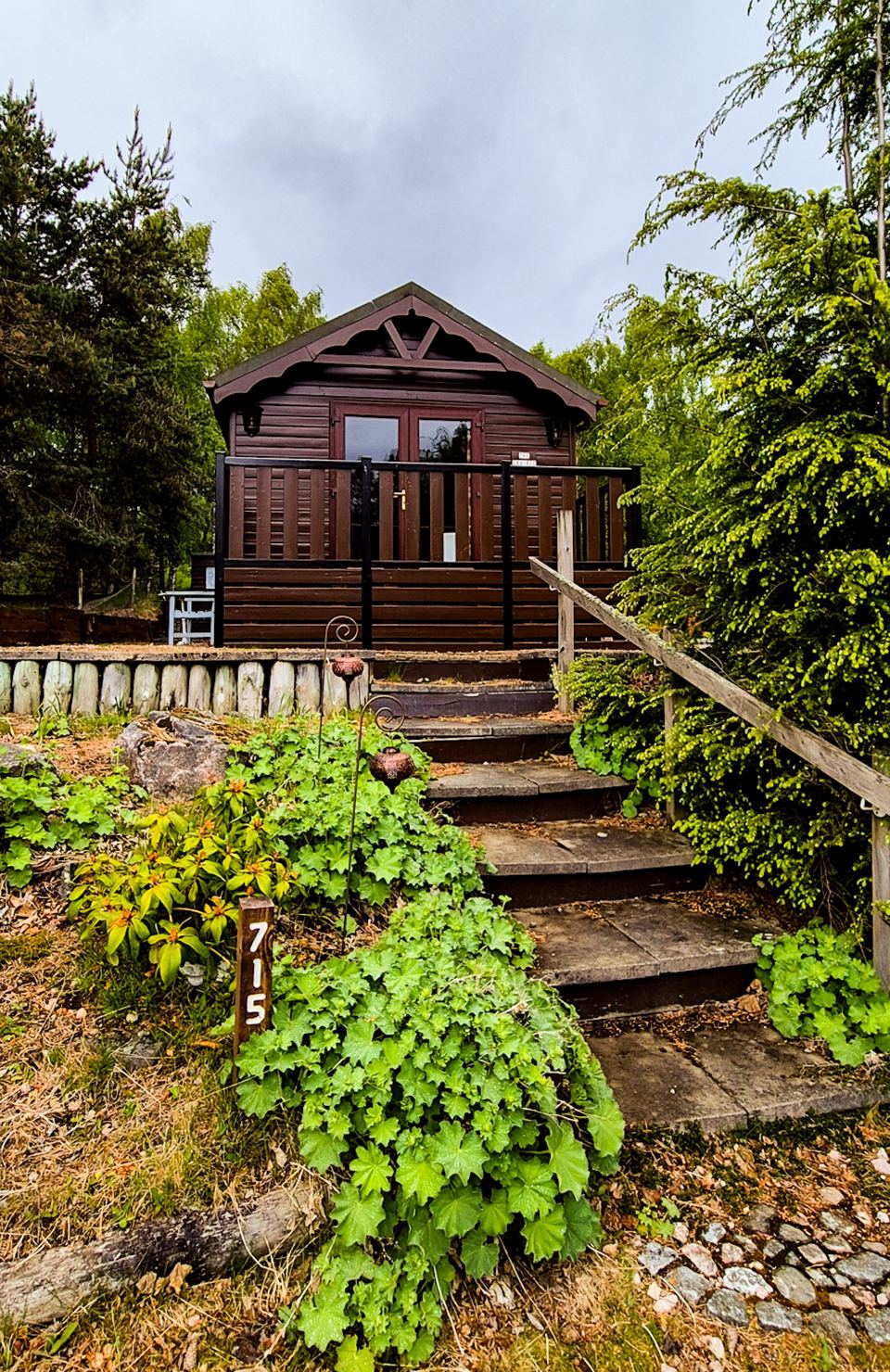 Small cabin up the steps