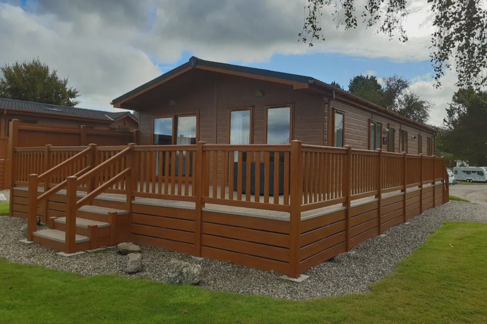 Lodge with decking