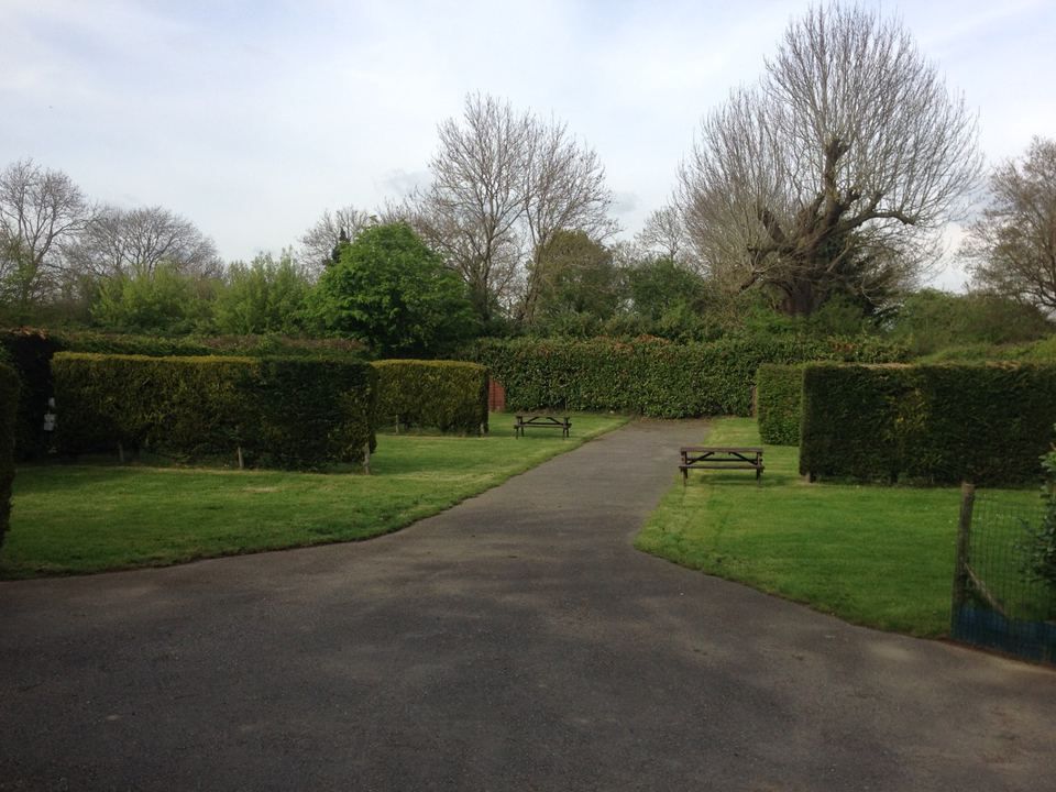 Hardstanding pitches and hedges