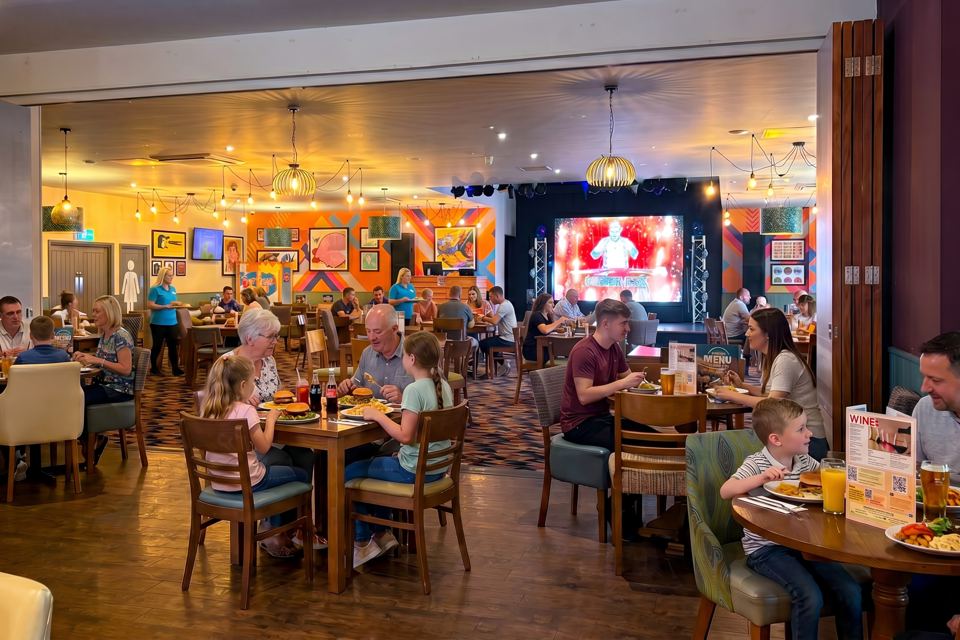Restaurant and stage