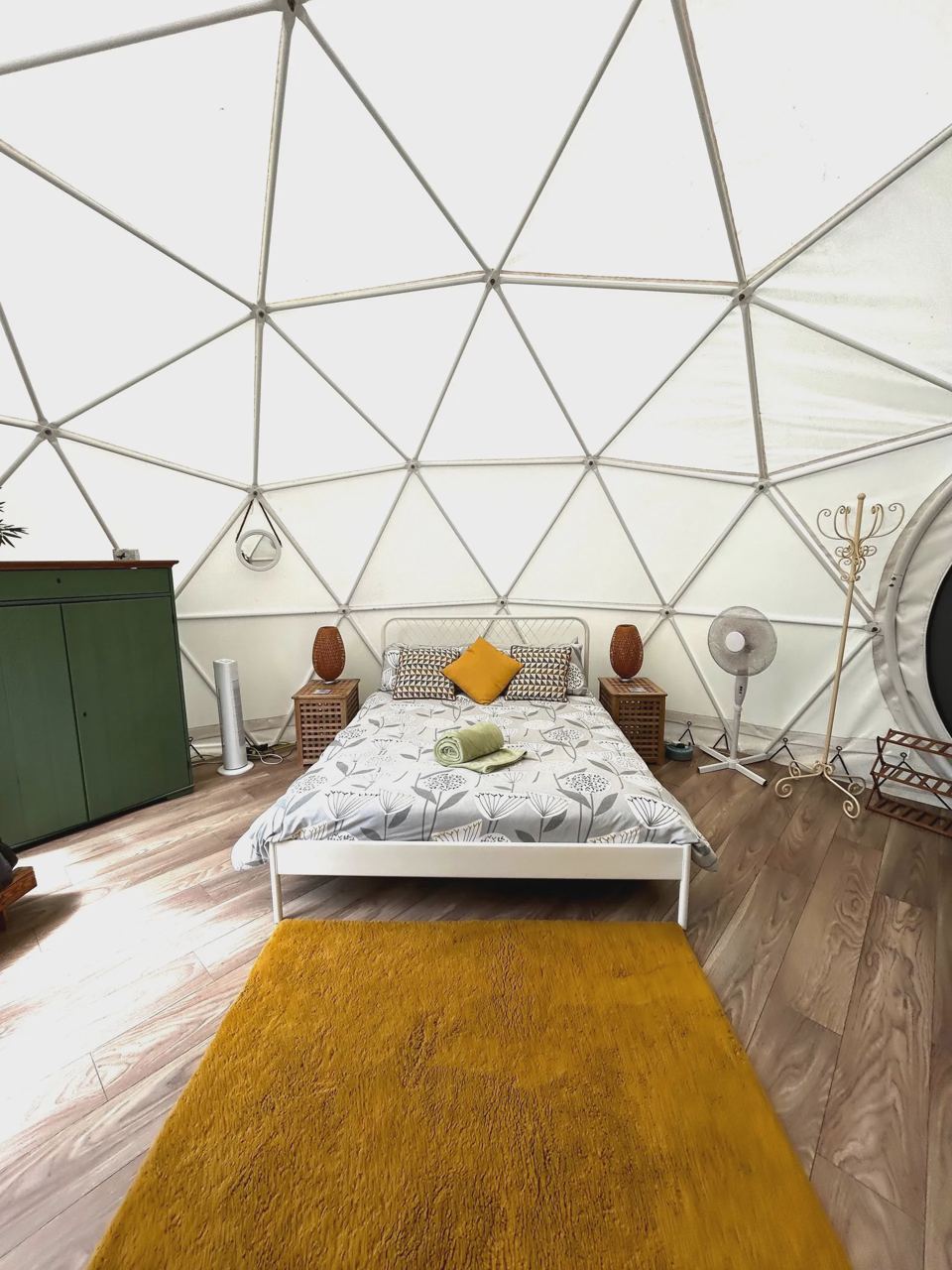 Geodome bed