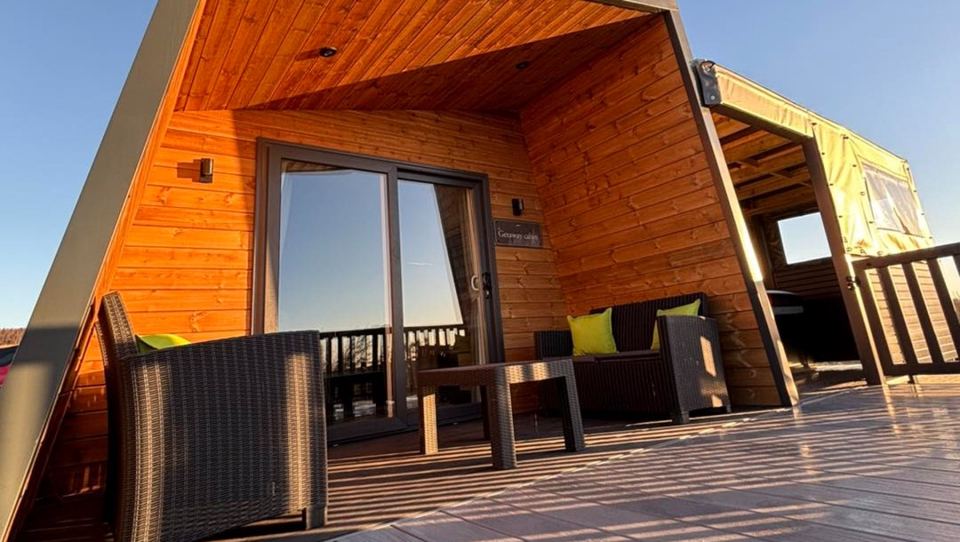 Covered deck on a pod