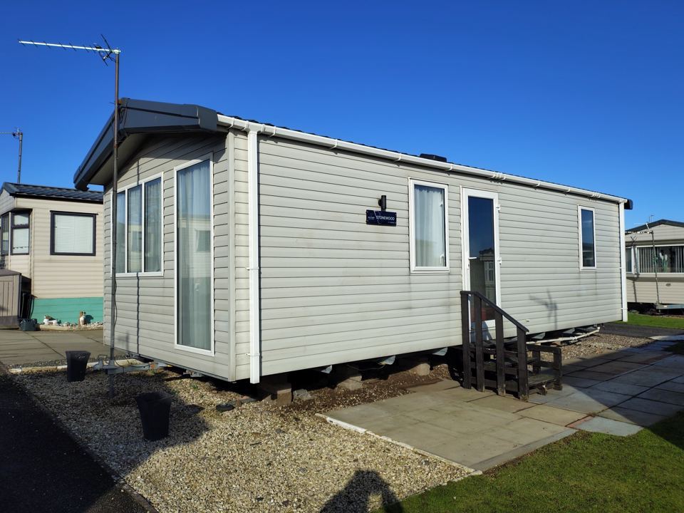 Hire caravan with decking steps