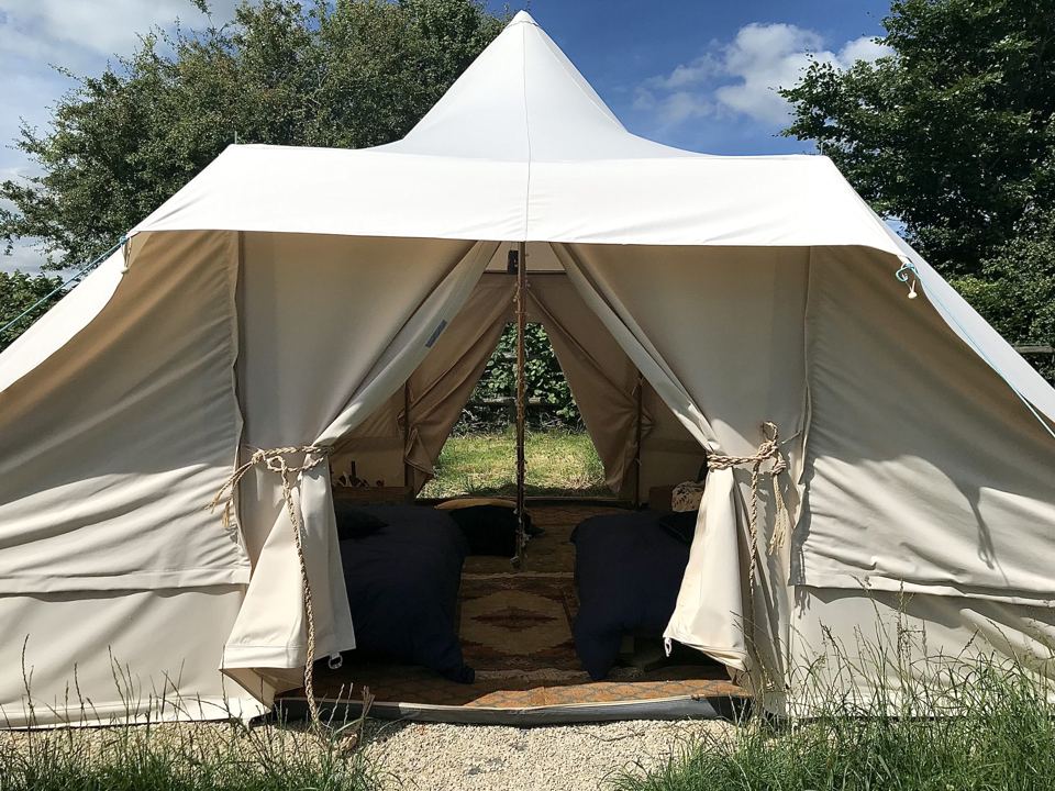 Emperor bell tent front